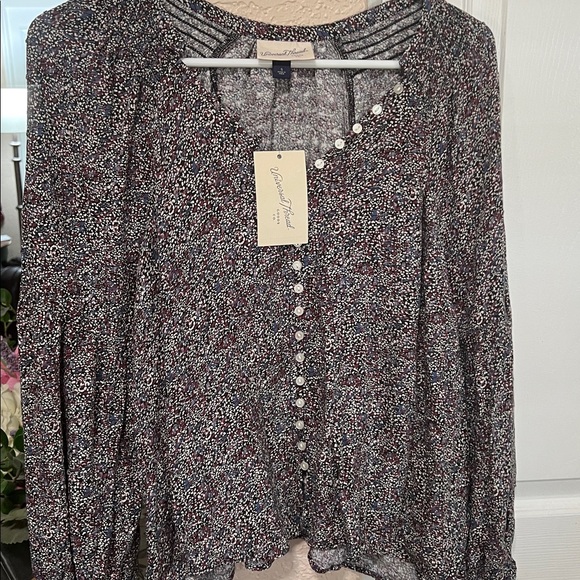 New Universal Thread Multicolor Button-Up Blouse - Picture 4 of 6